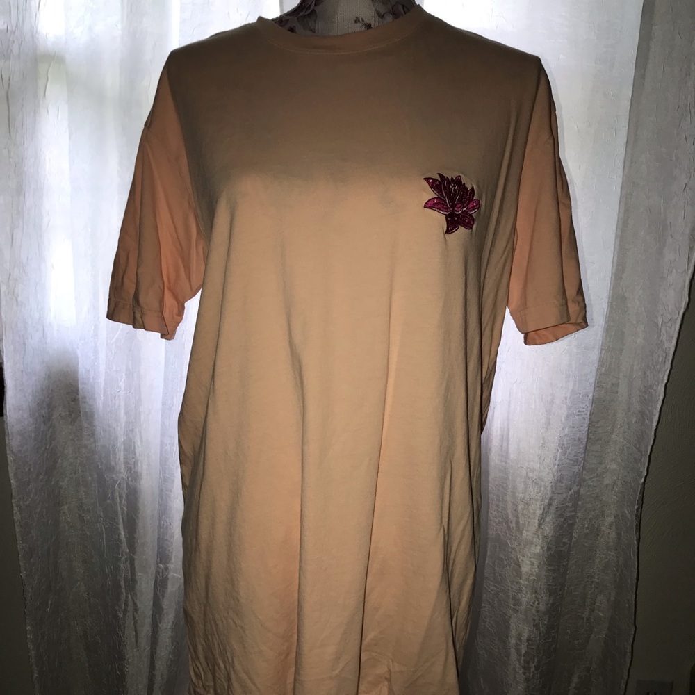 Oversized Urban Outfitters Cooke Collective Lotus